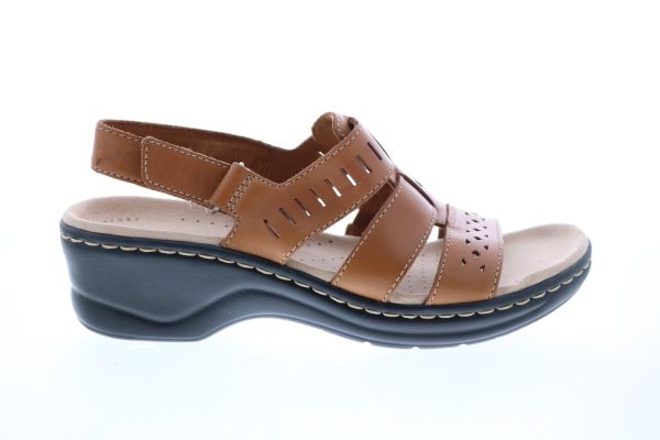 Clarks Lexi Qwin 26146492 Womens Brown Wide Leather Slingback Sandals Shoes Fashion